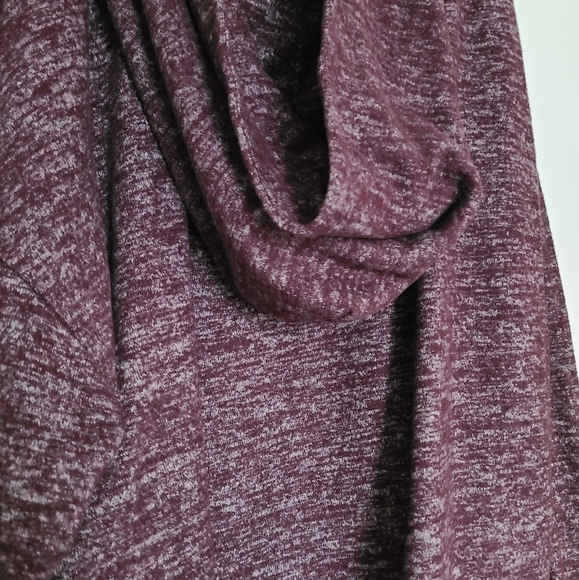 Burgundy Sweatshirt - Picture 5 of 6